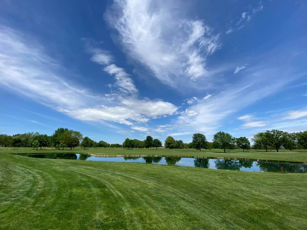 Van Berg Municipal Golf Course - Photo 4